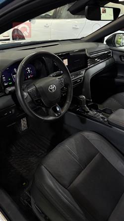 تۆیۆتا کامری